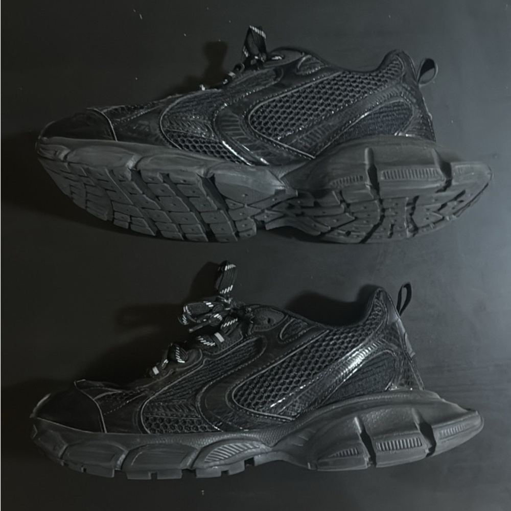 Balenciaga Triple Blacks - Picture 2 of 3